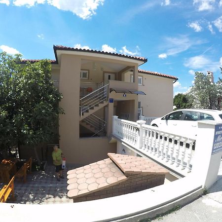 Apartmani Nada كلينوفيتسا المظهر الخارجي الصورة